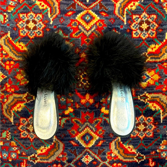 Jacques Levine Black Feather Heel Pumps size 6 - Picture 3 of 4